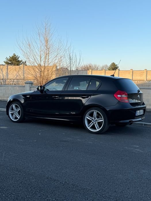 Bmw 123d facelift automata intretinuta