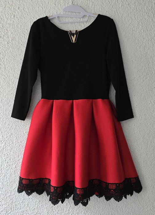 Дамска рокля размер М-Л