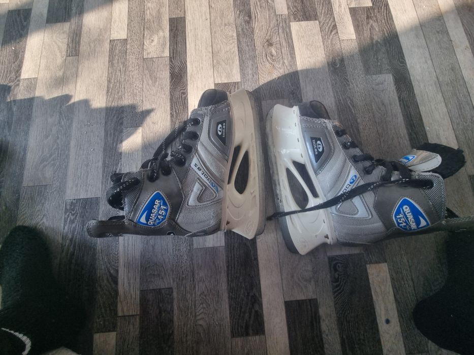 Коньки хоккейные,39 размер