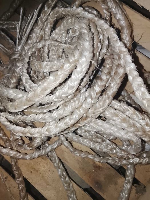 Верёвки сделано руками 200см