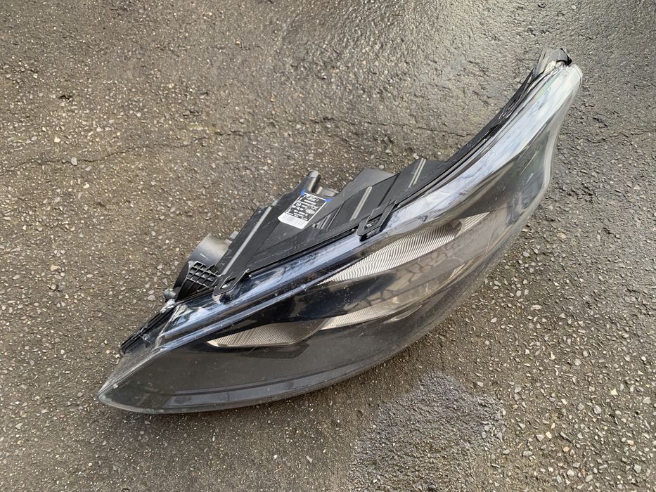 Фар за Ford Transit/Форд Транзит