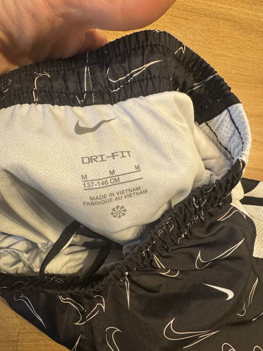 Детски къси панталони Nike