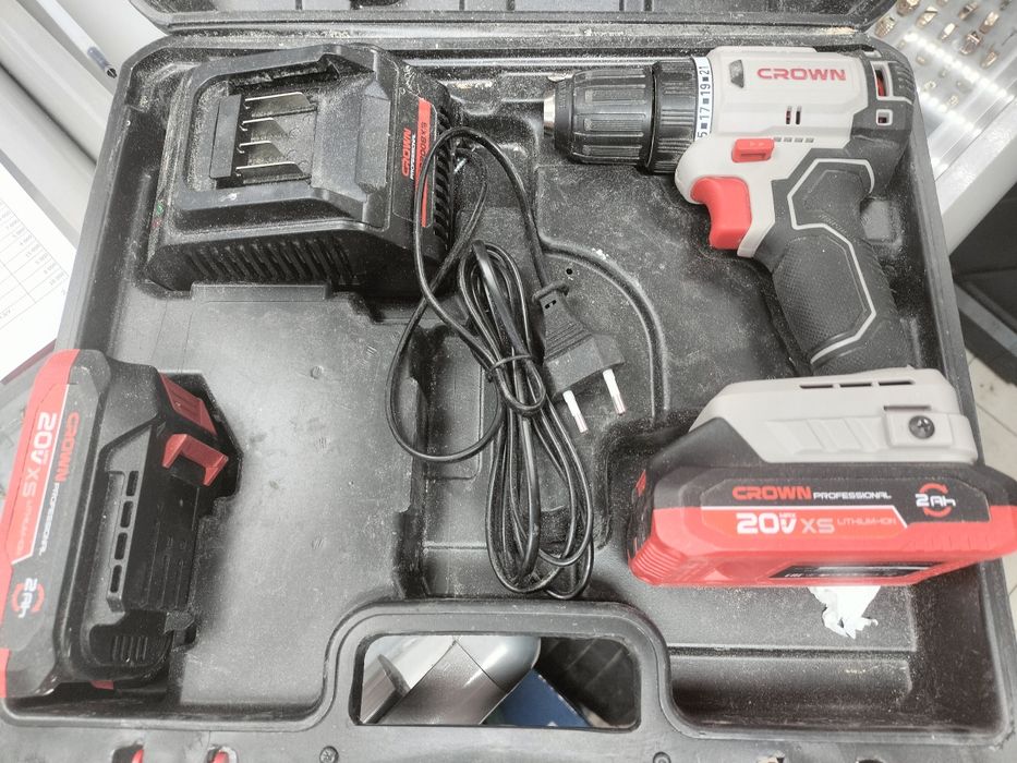 Шуруповёрт Crown ct21104