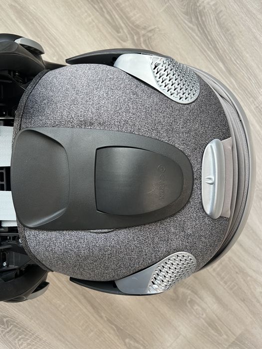 Cybex Cloud T i-Size Plus, 45 – 87 см