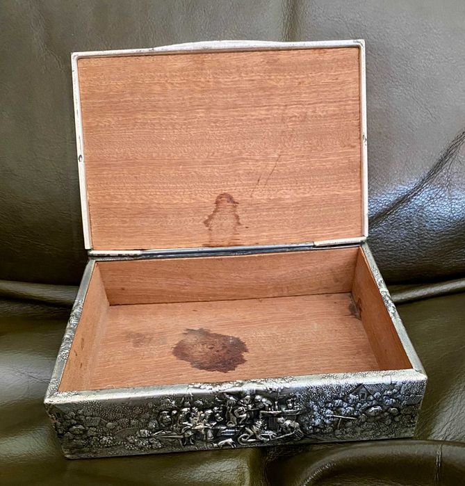 #2002# Кутия за цигари/пури. Винтидж. Посребрена. Холандия.