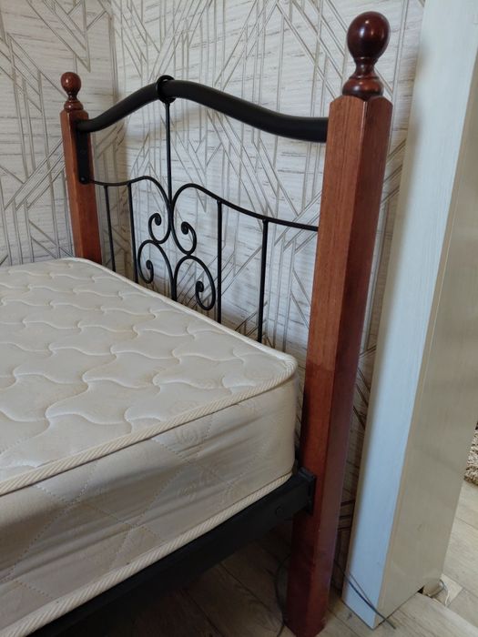 Кровать одноместная