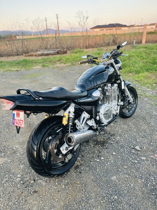 Vand Yamaha xjr 1300 an 2000 Imatriculat Nr negre!/schimb cu scuter