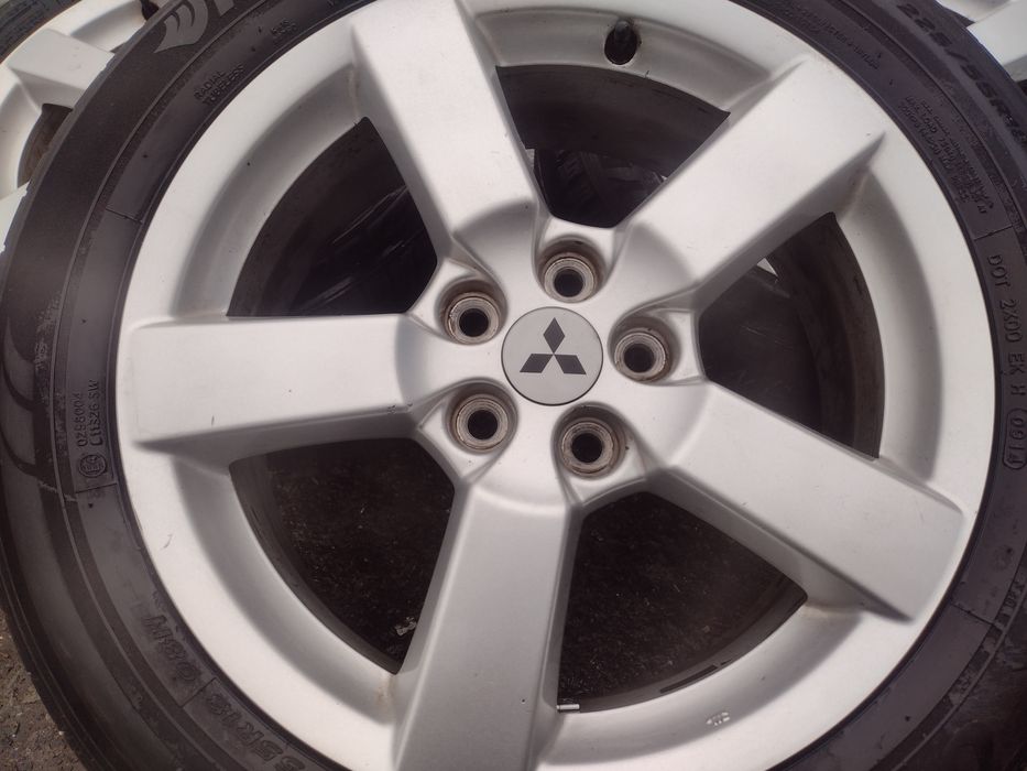 Топ състояние 18-5х114.3 ЕТ38 7j Mitsubishi Outlander