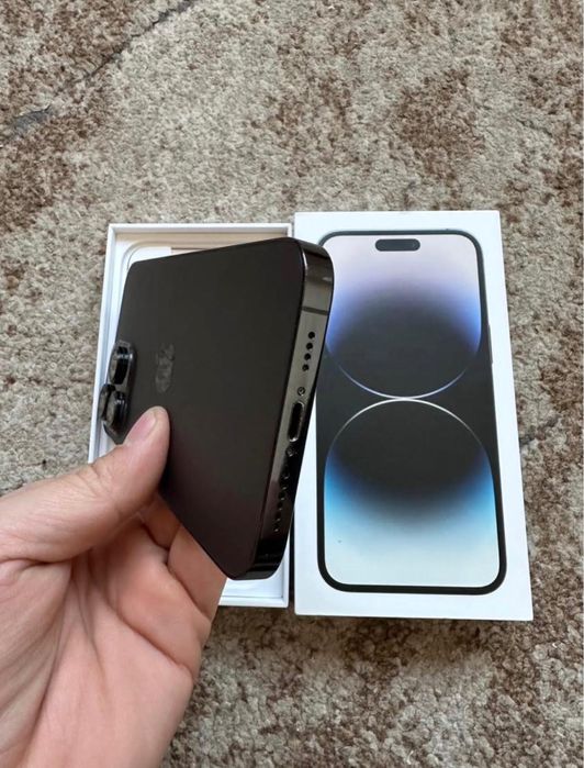 iPhone 14 Pro Max Grey, la cutie cu accessorii