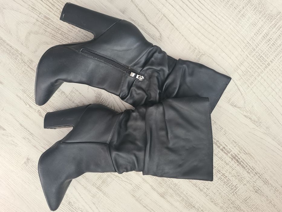 Дамски ботуши 38