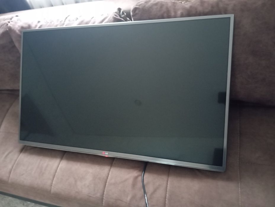 Продам телевизор LG 42 дюйма