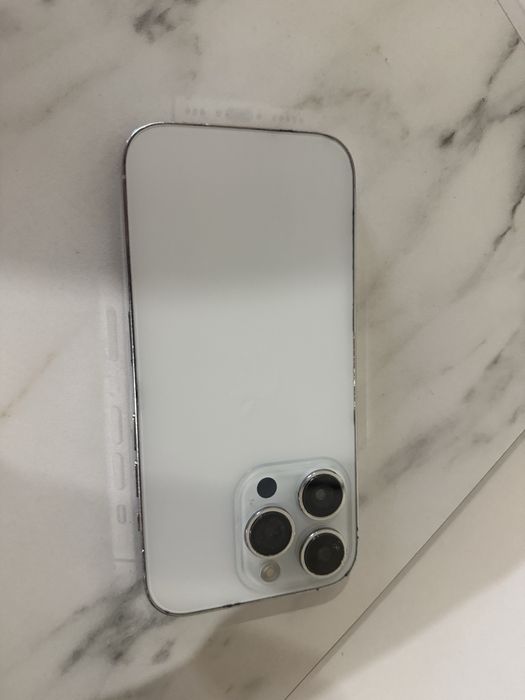 Iphone 14 PRO 256GB за части или ремонт