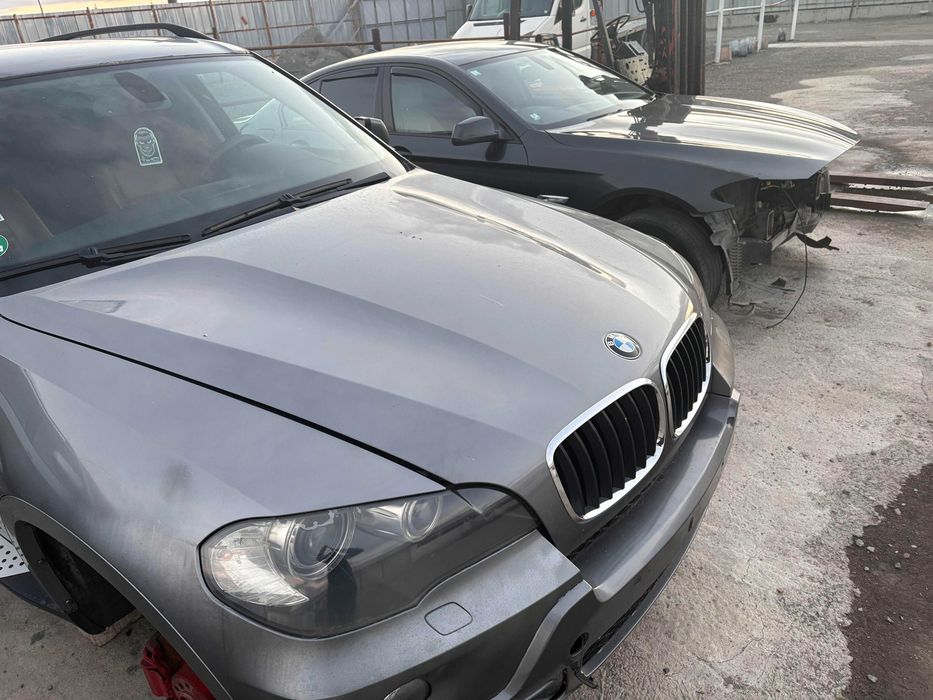 Преден капак бмв е70 bmw e70