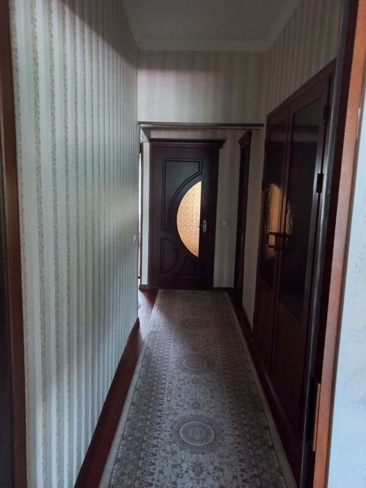 Продаётся 4-х комнатная квартира