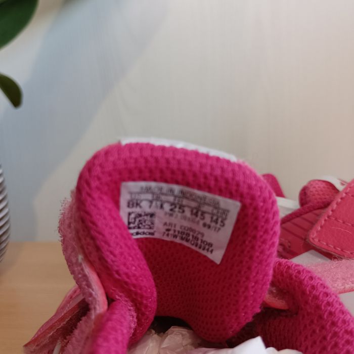 Обувки за момиче