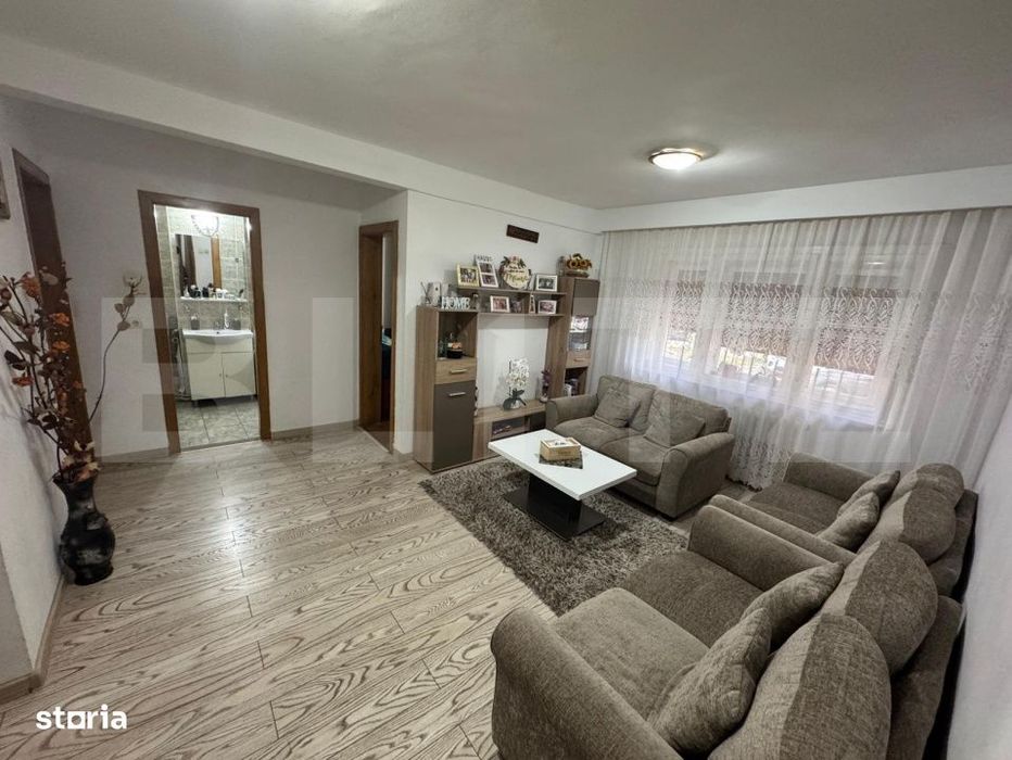 Apartament cu 4 camere, 90 mp, zona Dacia