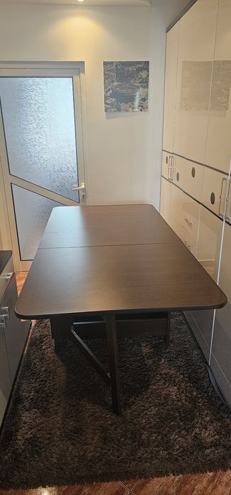 Masă Family 6-8 persoane