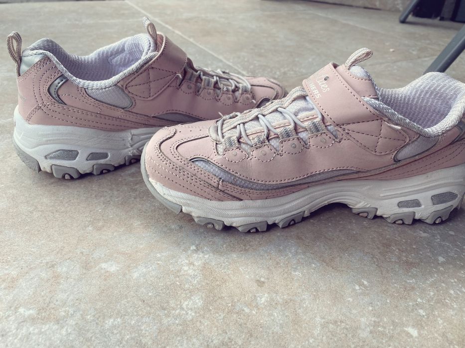 Adidasi Skeckers -marimea 36