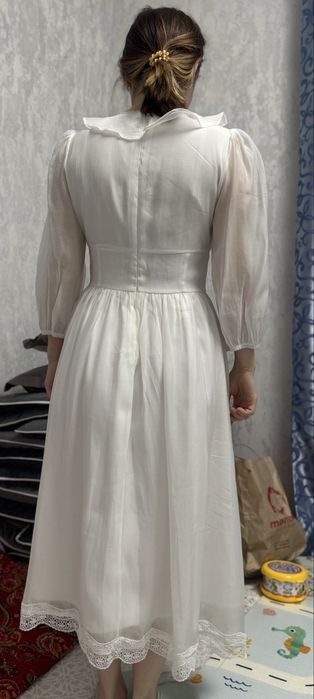 Продам платье белое