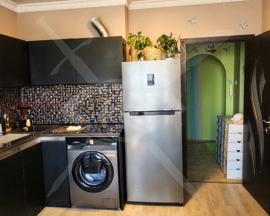 Продава се Тристаен апартамент в Бургас, Славейков - 52 кв.м за 2789 €/кв.м - Снимка #3
