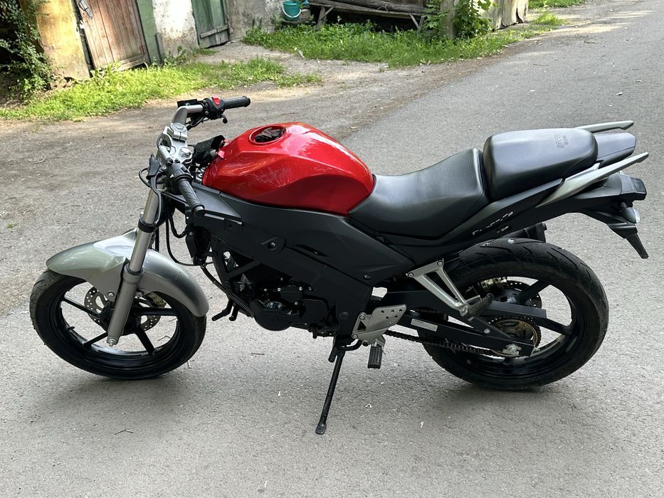 Продается Racer Skyway 300
