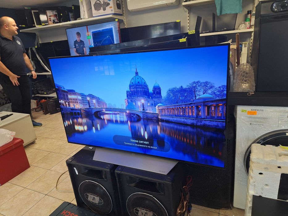OLED TV LG 55C7V, 700 €