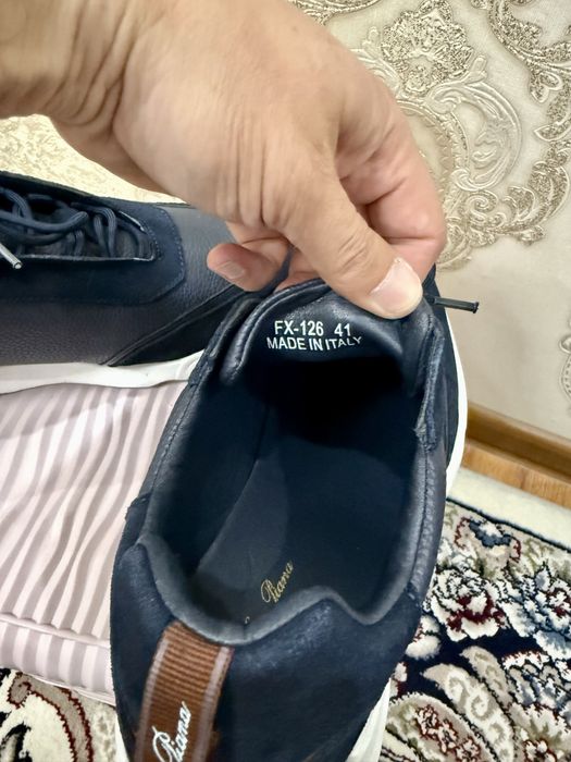 Продам Борцовку Loro Piana, 41