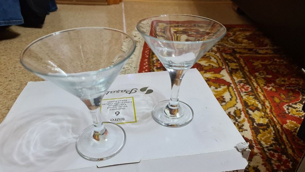 Продам набор бокалов для мартини