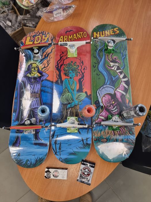 Birdhouse скейтборд сет 8.125 или 8.25