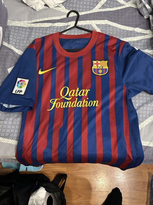 Тениска на barcelona 2011/2012 home kit
