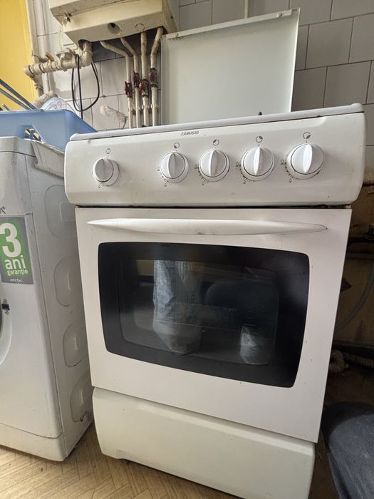 Vand aragaz Zanussi