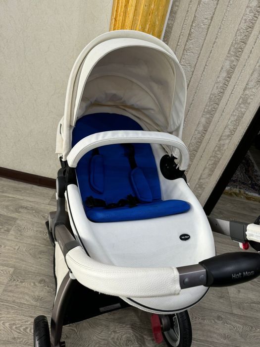 Продам коляску HOT MOM