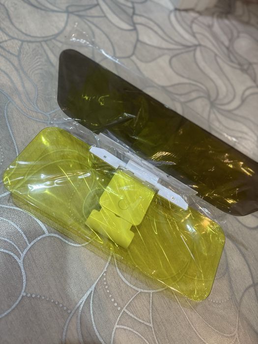 Козырек солнцезащитный