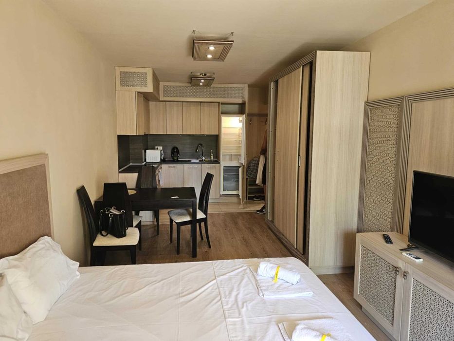 Продава се Едностаен апартамент в к.к. Златни пясъци - 51 кв.м за 2020 €/кв.м - Снимка #19