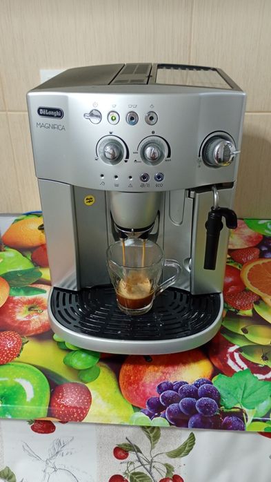 Expresor cafea Delonghi Magnifica