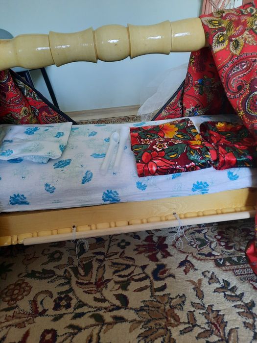 Beshik sotiladi yangi