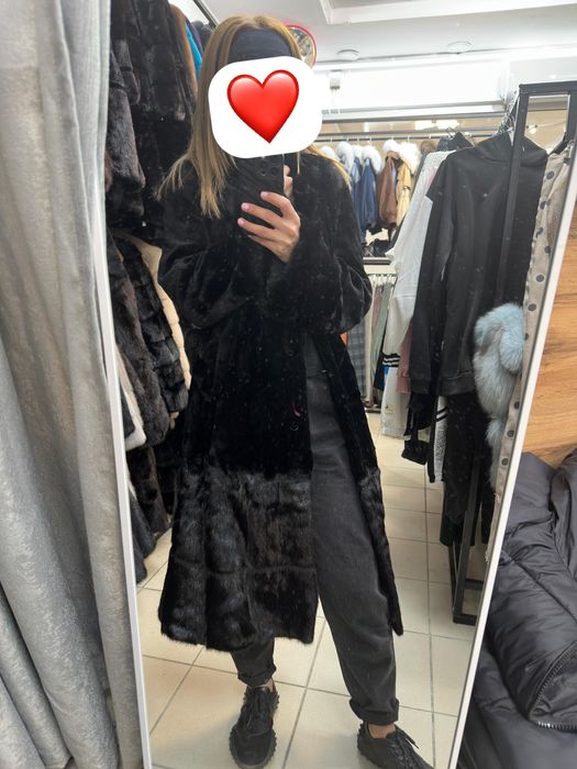 Продам шубу blacklama 42-44