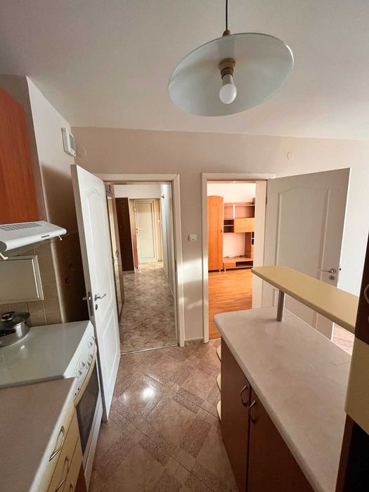 Дава се под наем Тристаен апартамент в София, Младост 1 - 89 кв.м за 747.66 € - Снимка #9