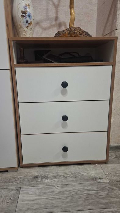 Комод тумбочка 3 ящика