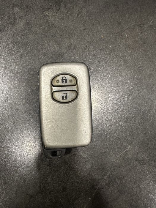 Смарт ключ toyota б/у