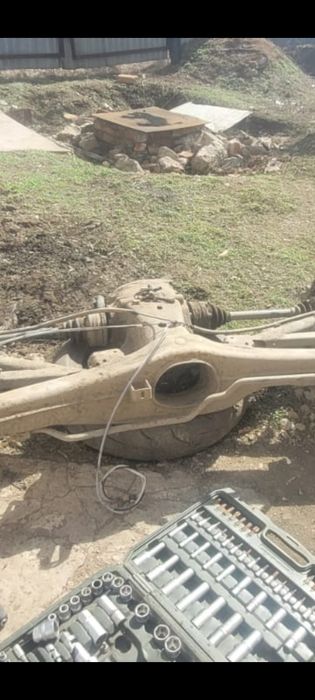 Продам редуктор бмв е 34