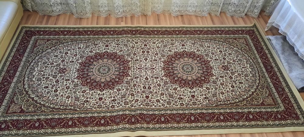 Ковер большой