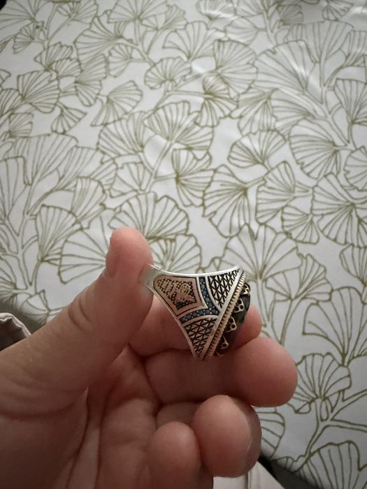 Продам ювилирное изделие