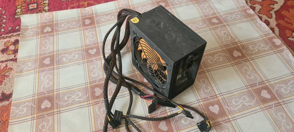 Sursa pentru PC de 500W,stare buna