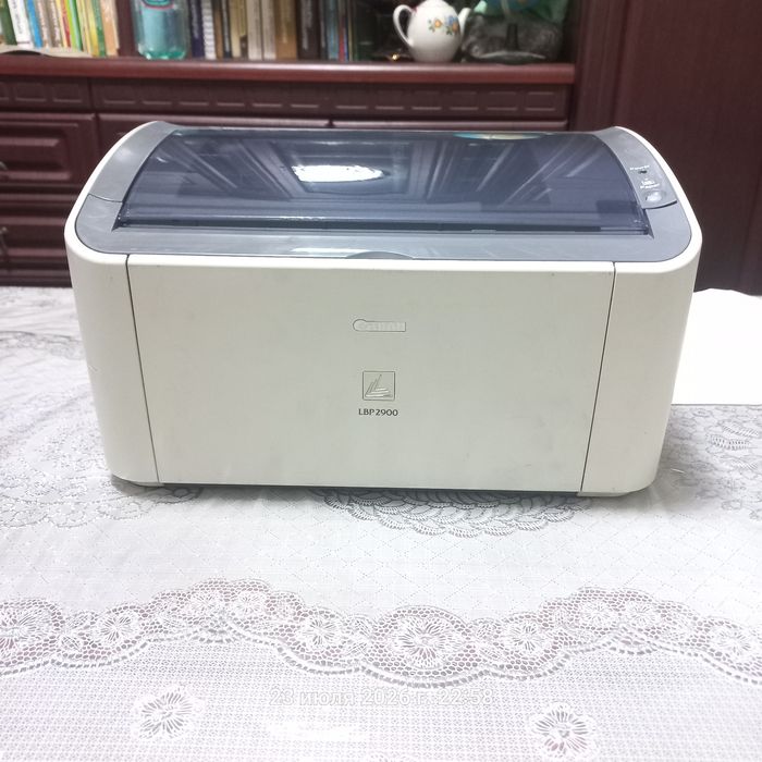 Canon LBP2900 Oq-qora Printer sotiladi.