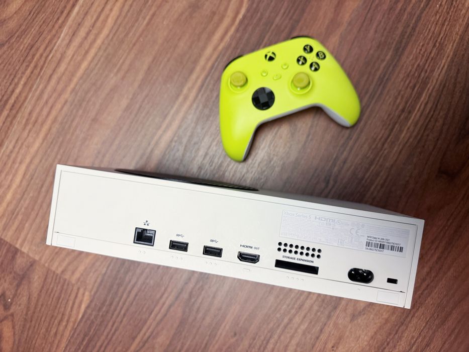 Приставка XBOX series S