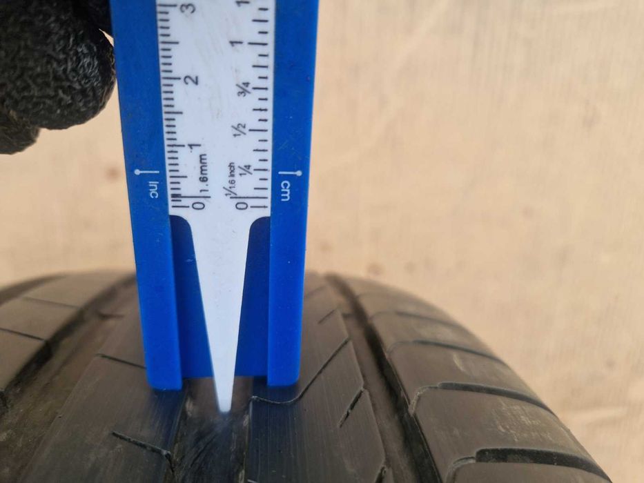 2 Pirelli R18 225/45 Летни гуми  DOT0321