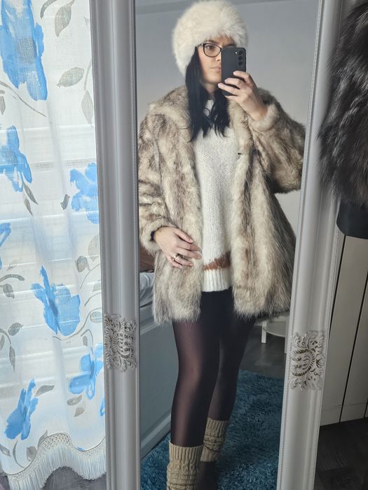 Haina blana nutrie mărimea M-L