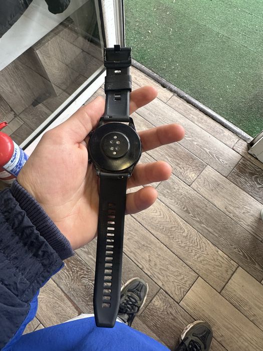 Часовник huawei gt 2