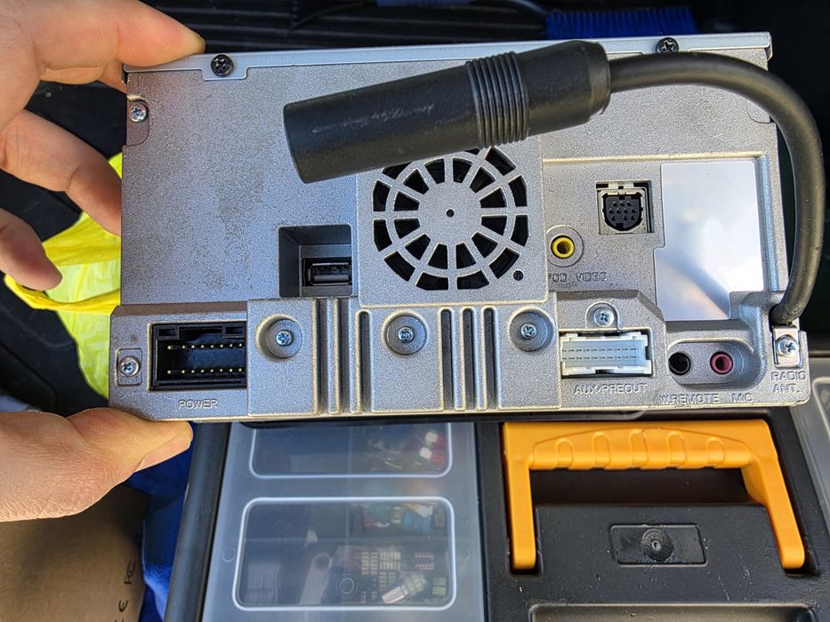 Универсална Мултимедия Alpine 6.2 инчов екран